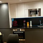 Lejlighed E *