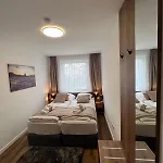 E Apartman