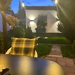 E Apartman *