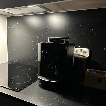 E Apartment
